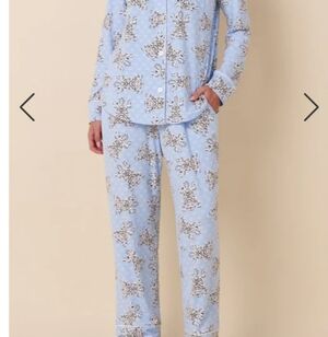 Thr Cat's Pajama Set